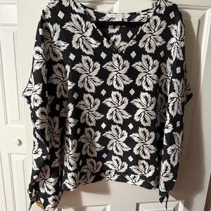 Diane Von Furstenberg Monochrome Floral Blouse